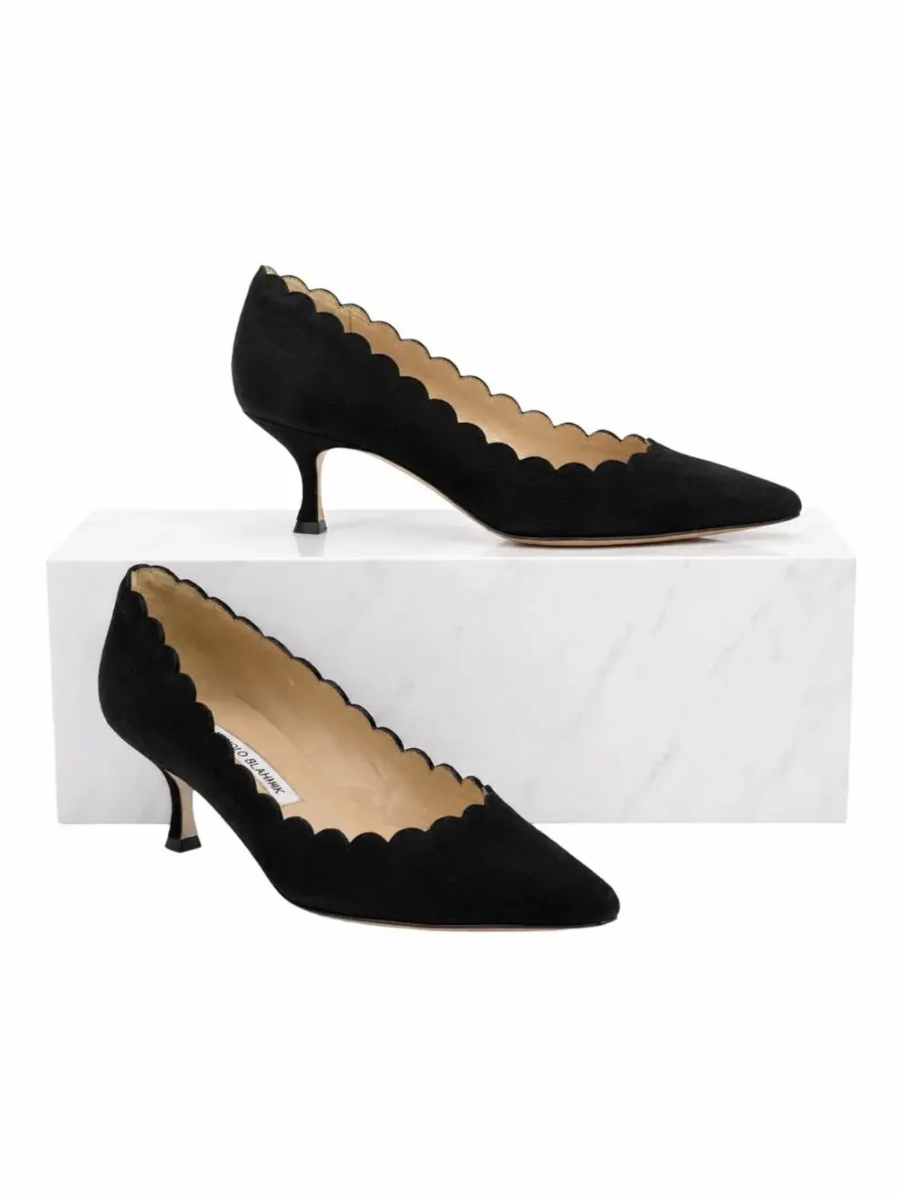 Manolo Blahnik Srilasca 50 Suede Scalloped Pump Black Size 38.5